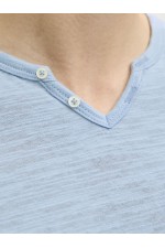 JREBWINDOM SPLIT NECK SS TEE - ΜΠΛΕ ΑΝΟΙΧΤΟ